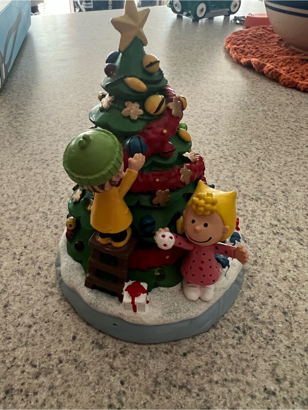 Peanuts Holiday Tree Figurine - Green, Red, Yellow